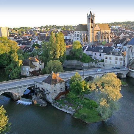 Deux Pieces Terrasse Appartement Moret-sur-Loing Buitenkant foto